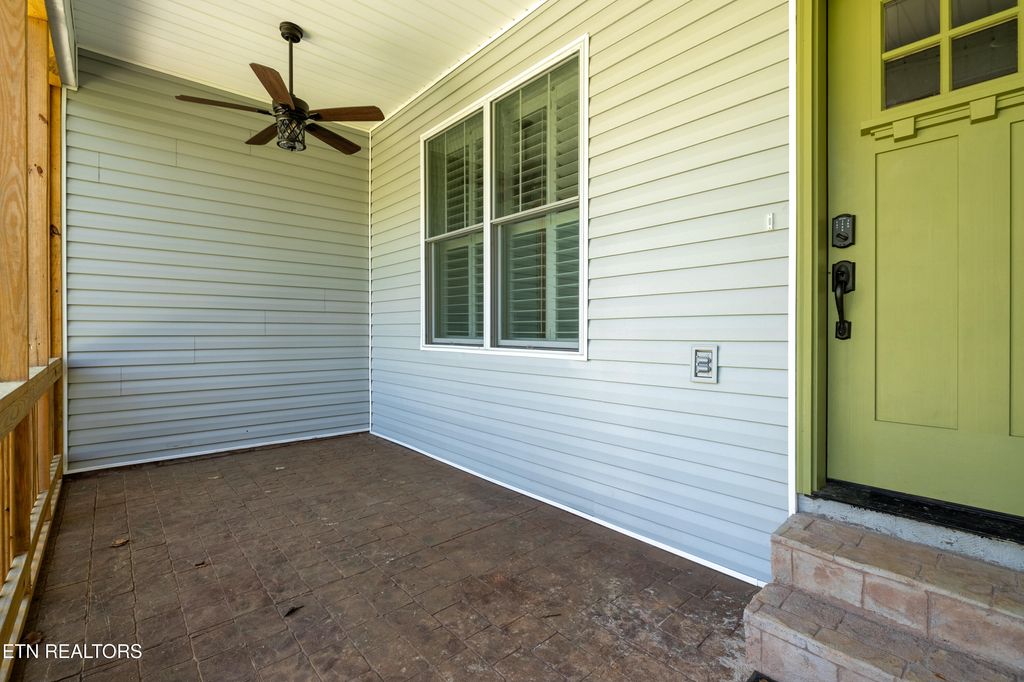 Photo of 1062 Pioneer Circle, Friendsville, TN 37737 (MLS # 1296702)