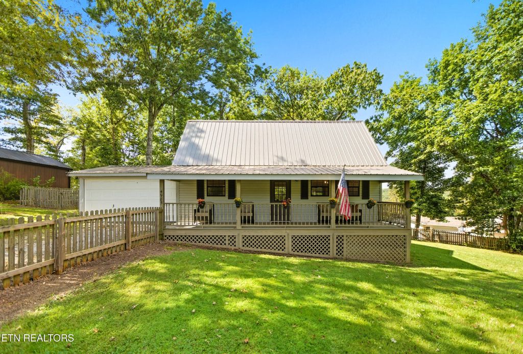 Photo of 4985 Andersonville Hwy, Andersonville, TN 37705 (MLS # 1315111)