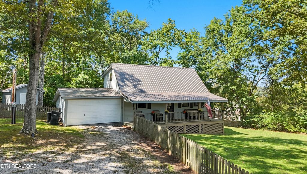 Photo of 4985 Andersonville Hwy, Andersonville, TN 37705 (MLS # 1315111)