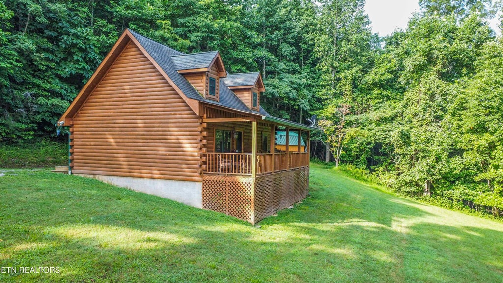 Photo of 120 Wildcat Hollow Rd, New Tazewell, TN 37825 (MLS # 1351687)