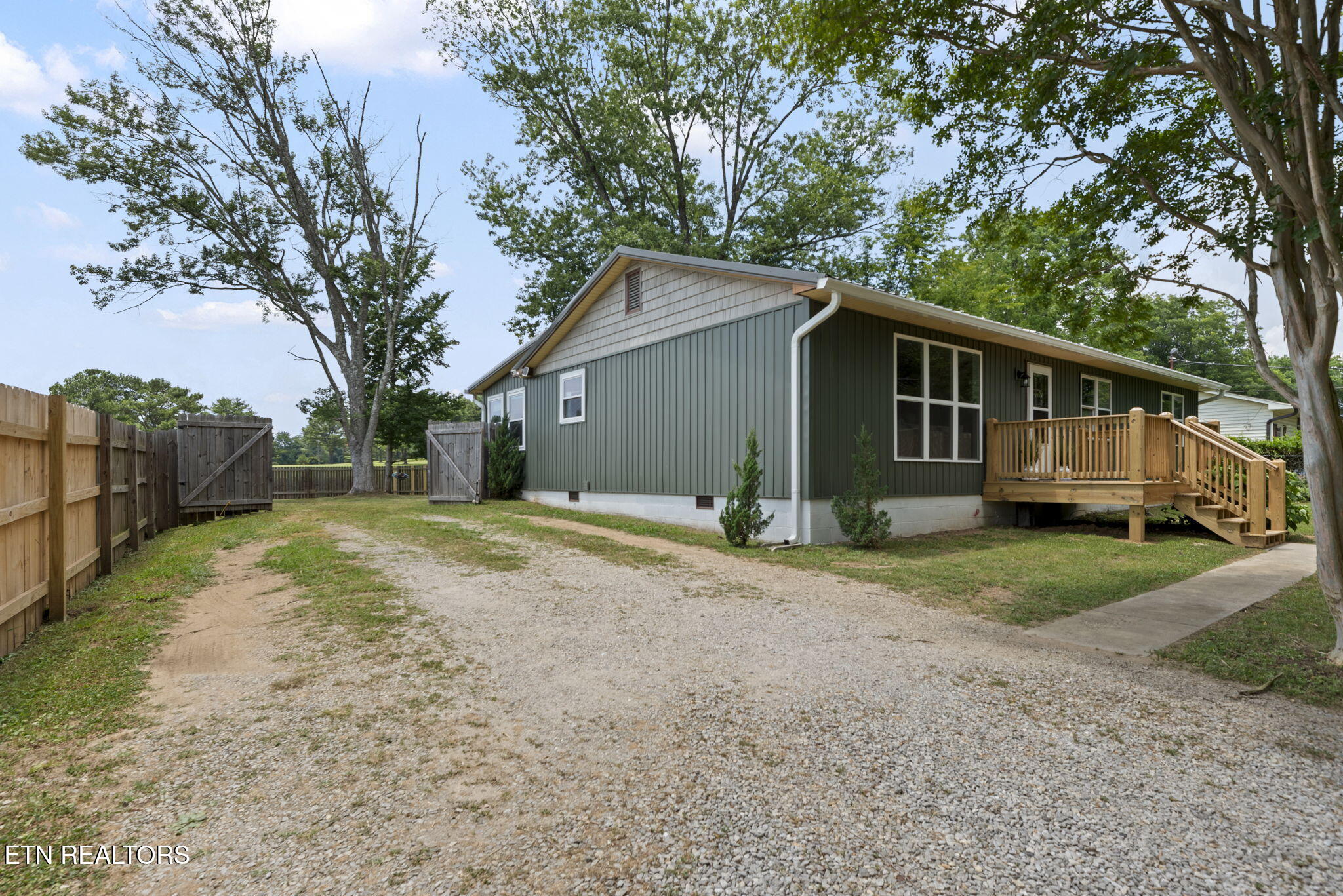 732 Paint Rock Ferry Rd