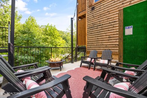 Tiny photo for 2013 Myrtle Way Way, Pigeon Forge, TN 37863 (MLS # 1321037)