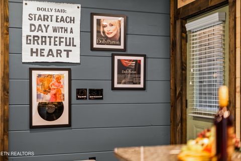 Tiny photo for 2013 Myrtle Way Way, Pigeon Forge, TN 37863 (MLS # 1321037)