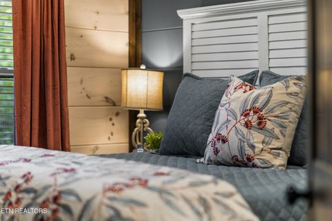 Tiny photo for 2013 Myrtle Way Way, Pigeon Forge, TN 37863 (MLS # 1321037)