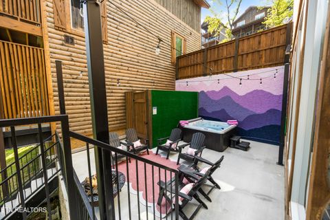 Tiny photo for 2013 Myrtle Way Way, Pigeon Forge, TN 37863 (MLS # 1321037)