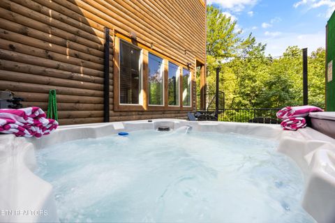 Tiny photo for 2013 Myrtle Way Way, Pigeon Forge, TN 37863 (MLS # 1321037)