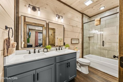 Tiny photo for 2013 Myrtle Way Way, Pigeon Forge, TN 37863 (MLS # 1321037)