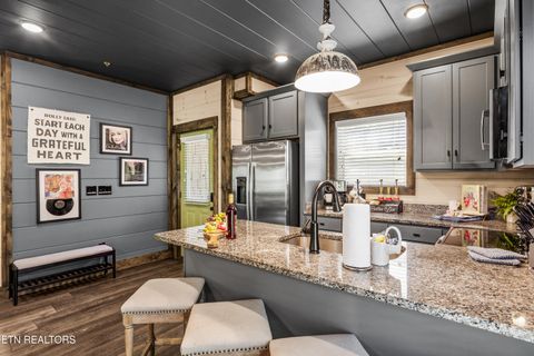 Tiny photo for 2013 Myrtle Way Way, Pigeon Forge, TN 37863 (MLS # 1321037)