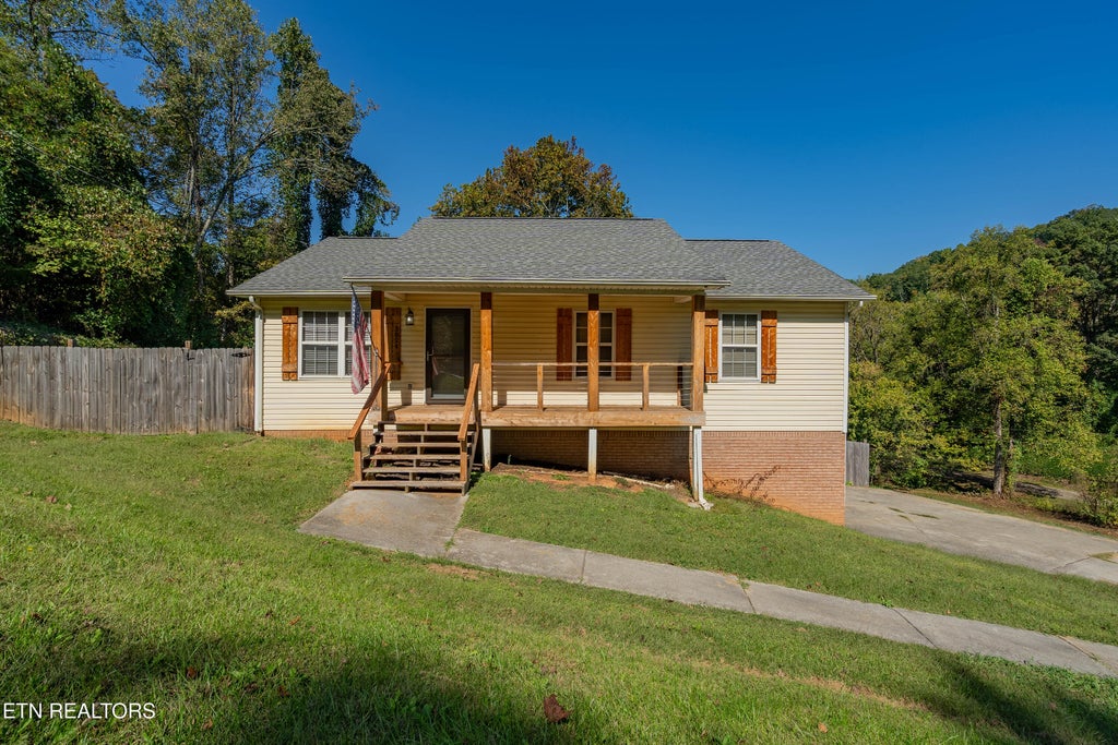 Photo of 3824 Isaac Ave, Morristown, TN 37814 (MLS # 1358968)