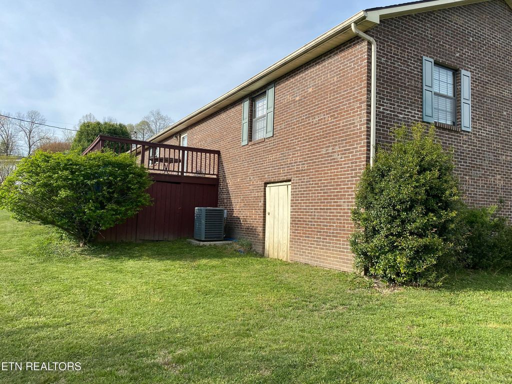 Photo of 230 Adair Drive, New Tazewell, TN 37825 (MLS # 1337361)