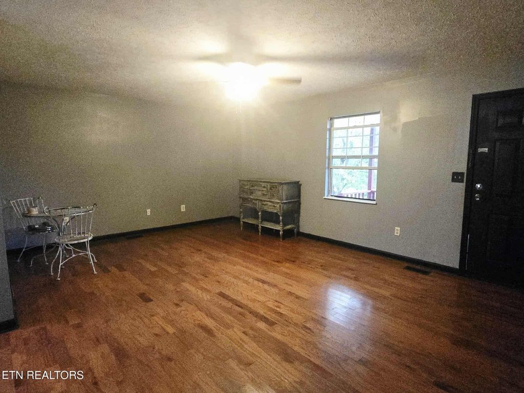 Photo of 141 Mattie Lane, Tazewell, TN 37879 (MLS # 1316145)