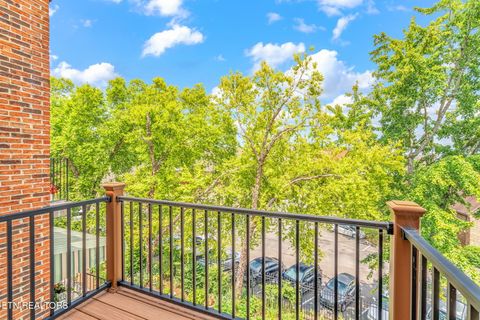 Tiny photo for 3340 Kingston Pike #10, Knoxville, TN 37919 (MLS # 1303734)