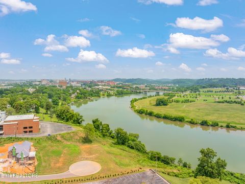 Tiny photo for 3340 Kingston Pike #10, Knoxville, TN 37919 (MLS # 1303734)