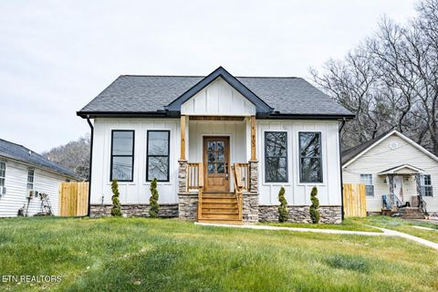 703 SW Redwine St Knoxville TN 37920