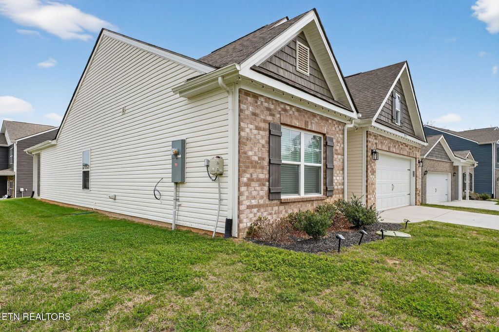 Photo of 914 Curly Top Lane, Knoxville, TN 37932 (MLS # 1334436)