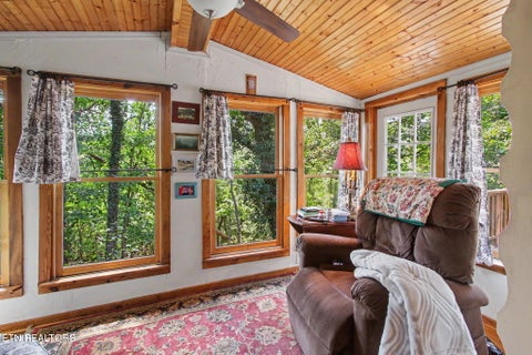 Tiny photo for 16190 Highway 321, Lenoir City, TN 37772 (MLS # 1354977)