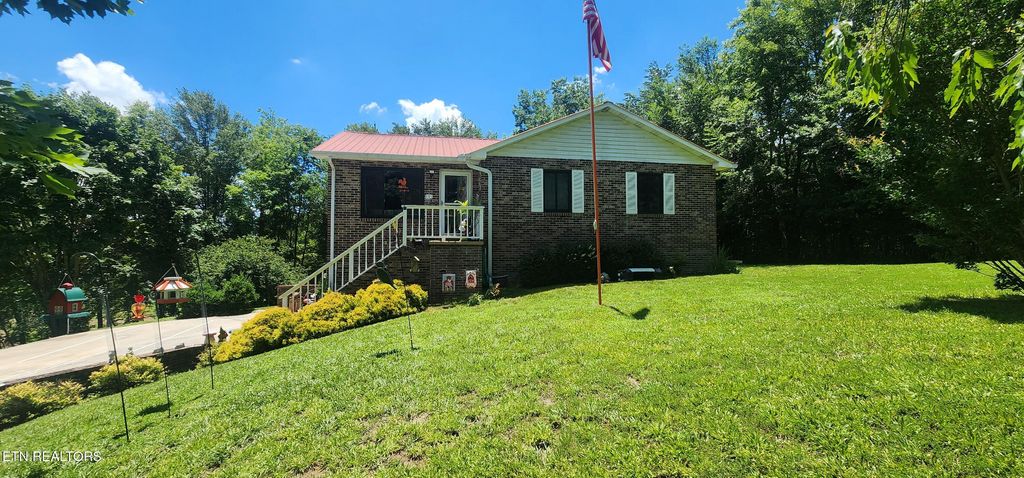 Photo of 191 Ashley Lane, Oneida, TN 37841 (MLS # 1331460)
