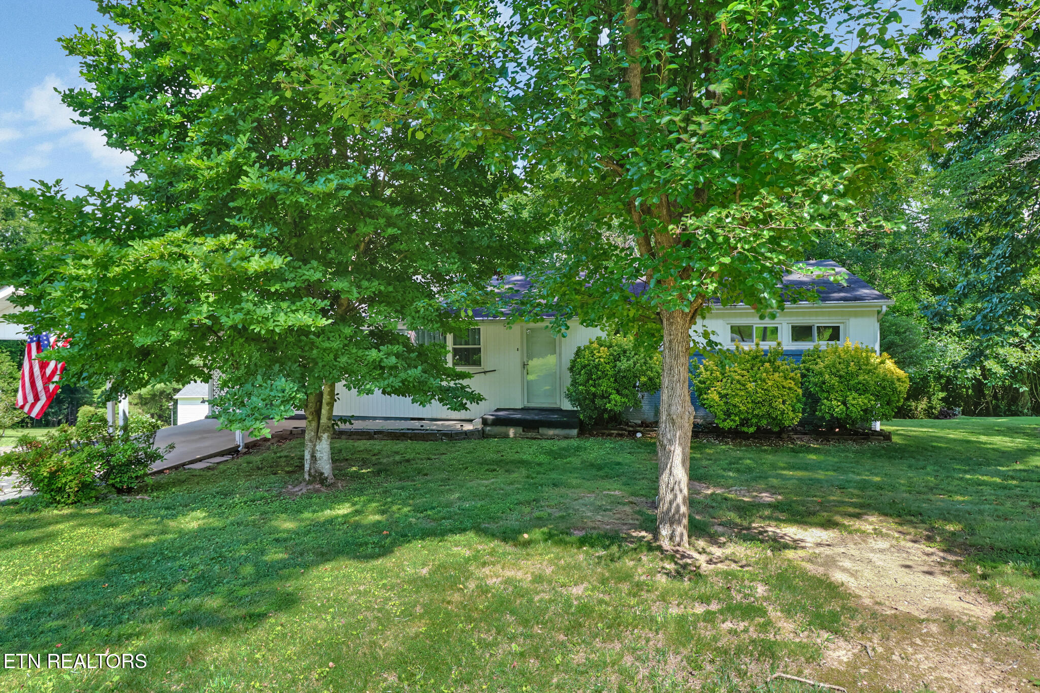 639 Greenwood Drive