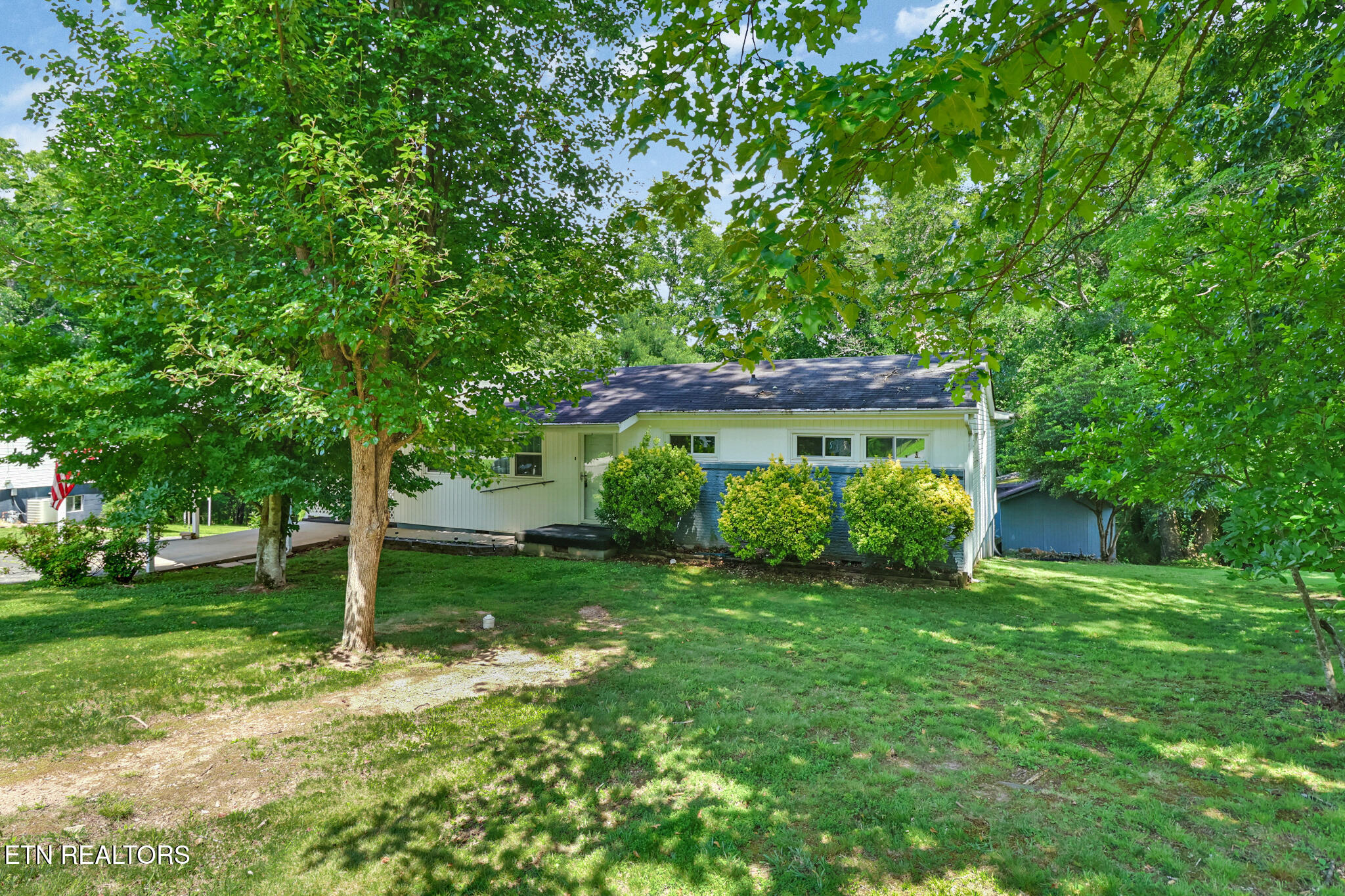 639 Greenwood Drive