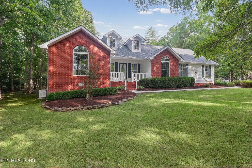 Photo of 1152 Forest Drive, Crossville, TN 38555 (MLS # 1355977)