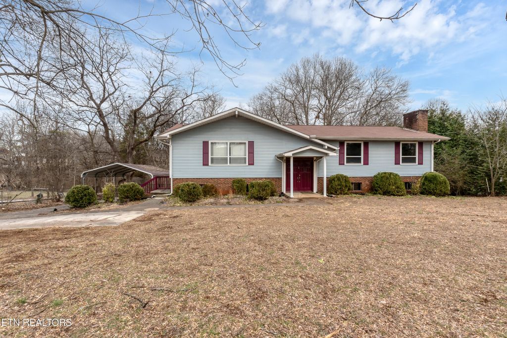 Photo of 3018 Rambling Rd, Maryville, TN 37801 (MLS # 1325389)