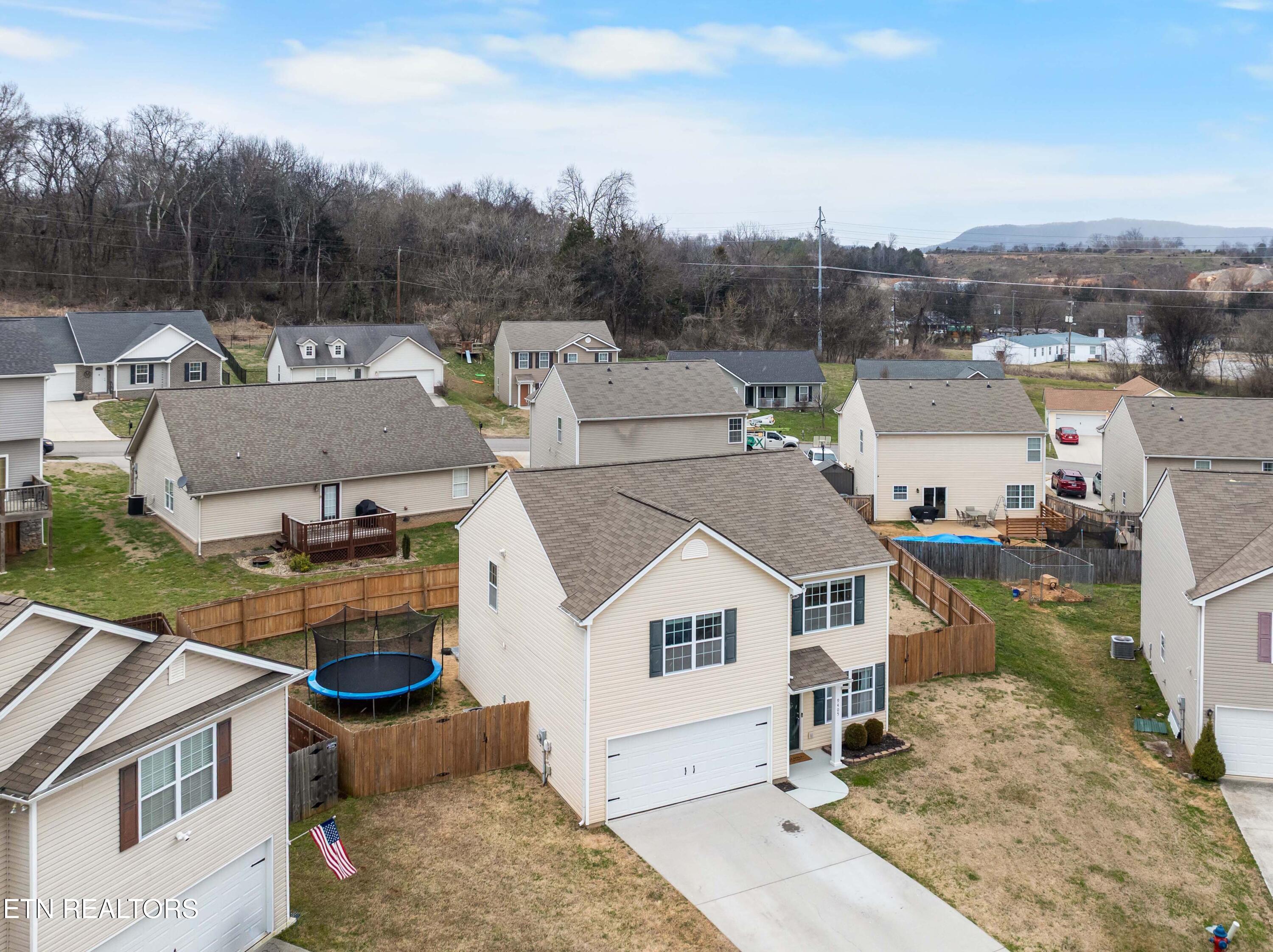 9405 Calla Lilly Lane