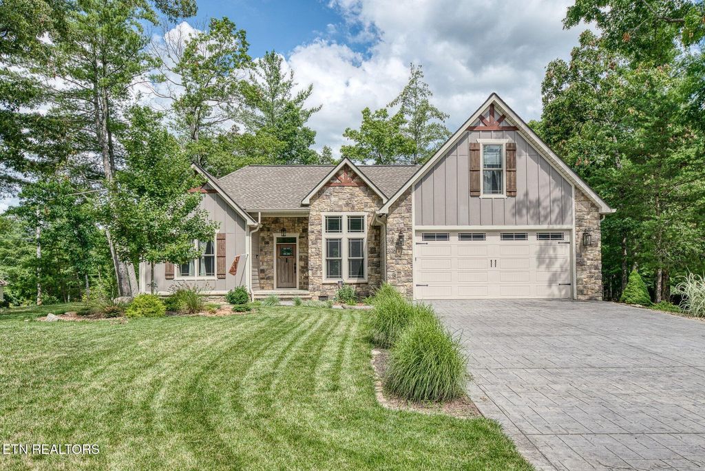 Photo of 120 Kenwood Drive, Crossville, TN 38558 (MLS # 1307599)