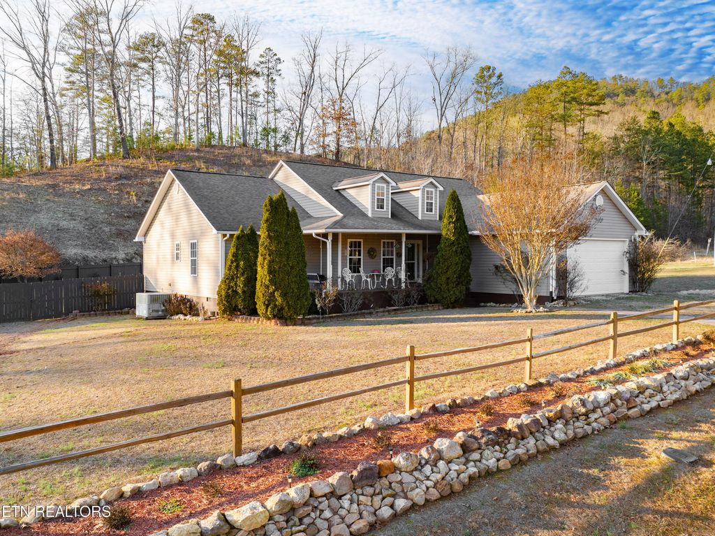 Photo of 278 Wiggins Rd, Tellico Plains, TN 37385 (MLS # 1249755)