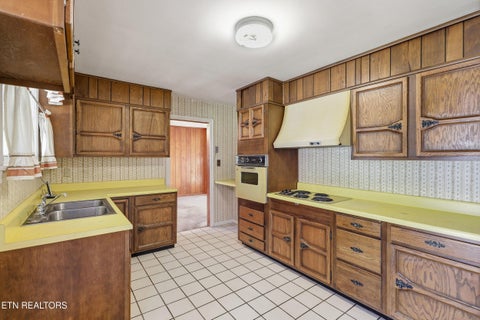 Tiny photo for 3817 Riverview Drive, Knoxville, TN 37914 (MLS # 1357480)