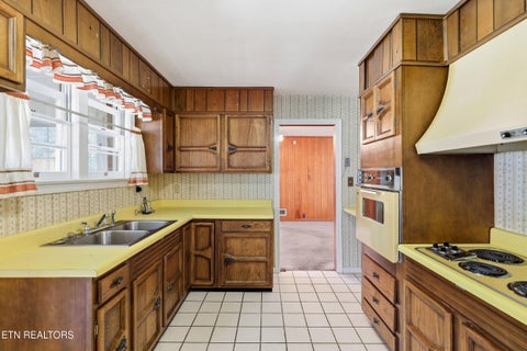 Tiny photo for 3817 Riverview Drive, Knoxville, TN 37914 (MLS # 1357480)