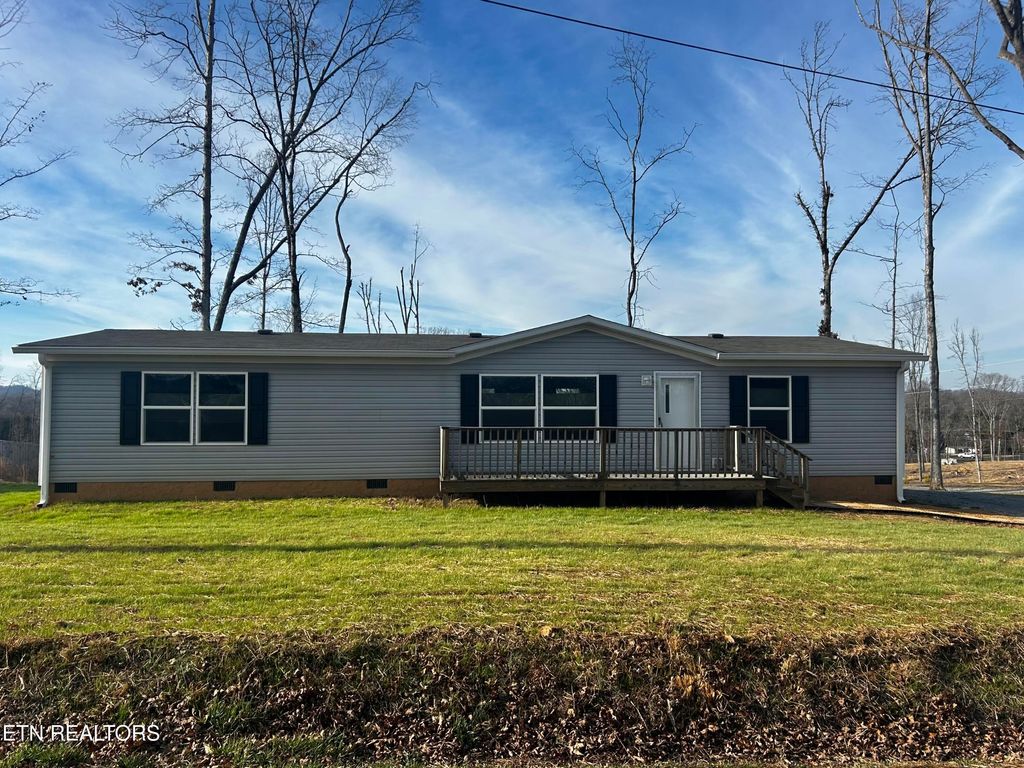 Photo of 226 Community Drive, Madisonville, TN 37354 (MLS # 1323300)