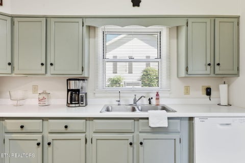 Tiny photo for 309 Cross St, Clinton, TN 37716 (MLS # 1350852)