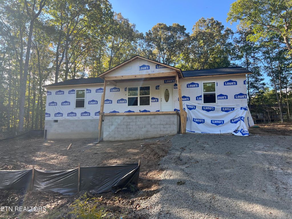 Photo of 6316 Osage Rd, Crossville, TN 38572 (MLS # 1317019)