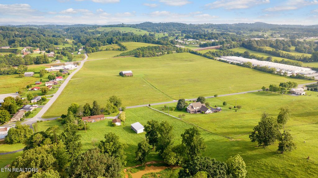 Photo of Highway 33 S, New Tazewell, TN 37824 (MLS # 1239289)