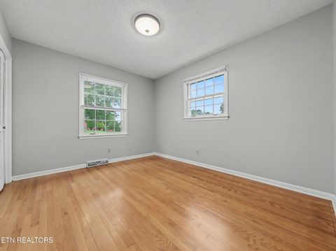 Tiny photo for 7624 Berkshire Blvd, Powell, TN 37849 (MLS # 1340653)