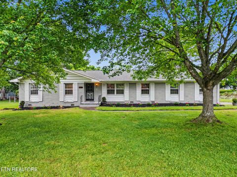Photo of 7624 Berkshire Blvd, Powell, TN 37849 (MLS # 1340653)