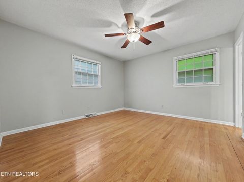 Tiny photo for 7624 Berkshire Blvd, Powell, TN 37849 (MLS # 1340653)