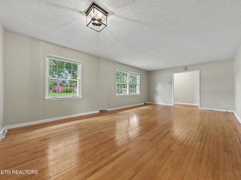 Tiny photo for 7624 Berkshire Blvd, Powell, TN 37849 (MLS # 1340653)
