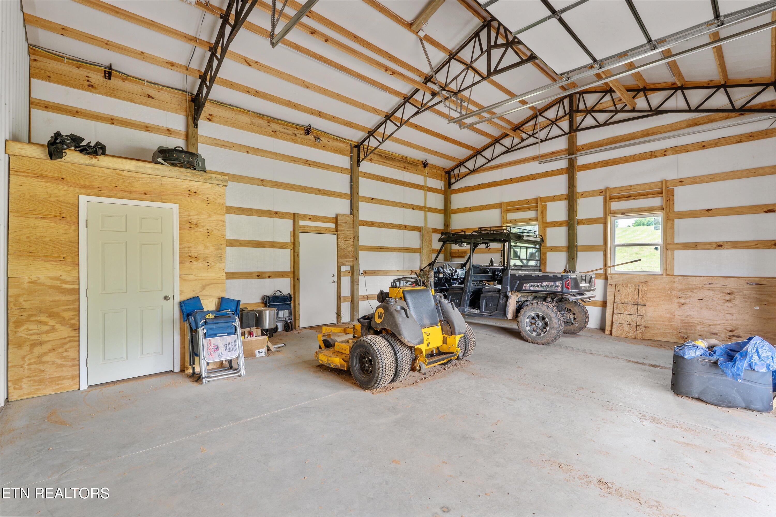 806 Whites Mill Rd