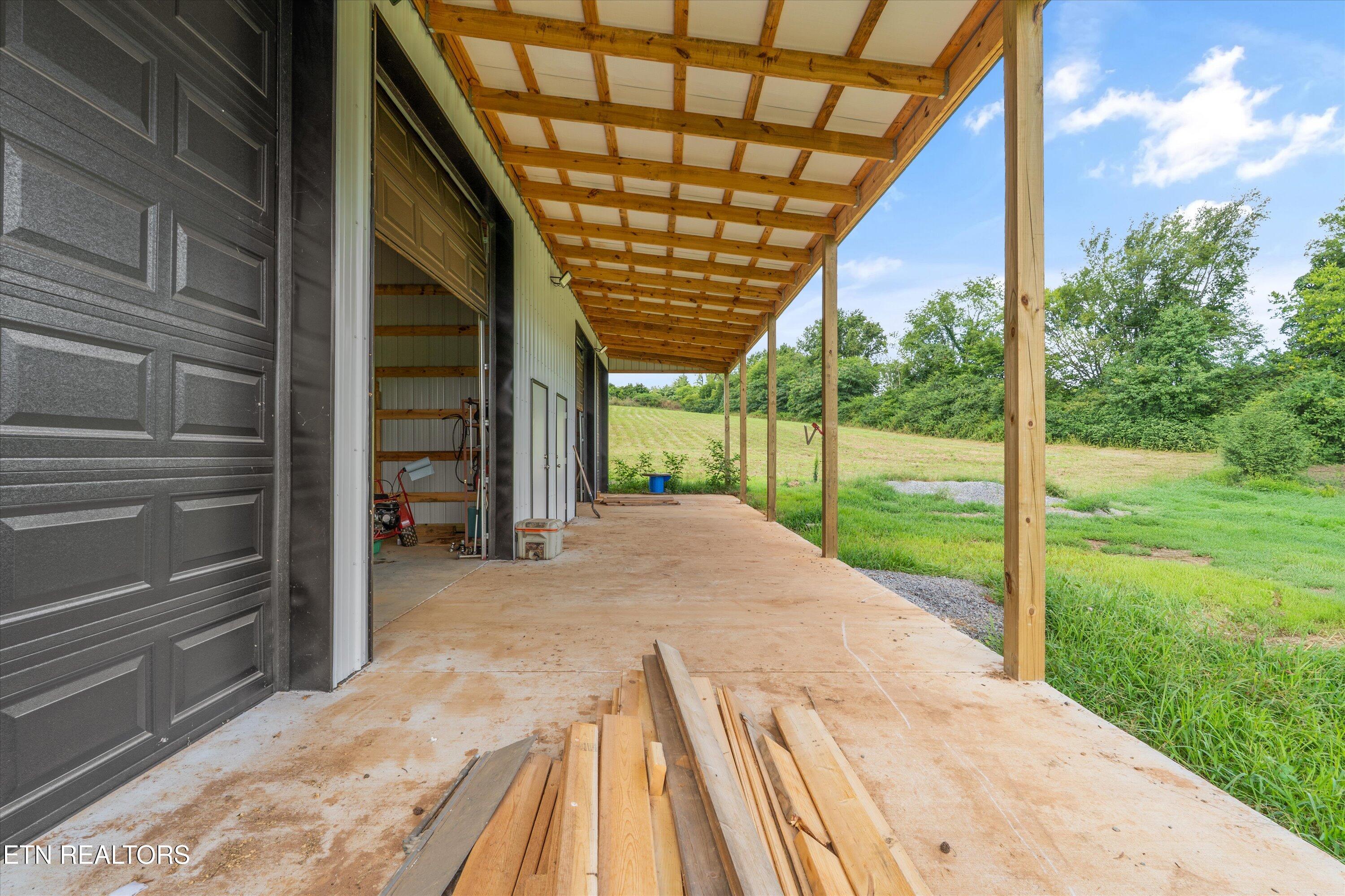806 Whites Mill Rd