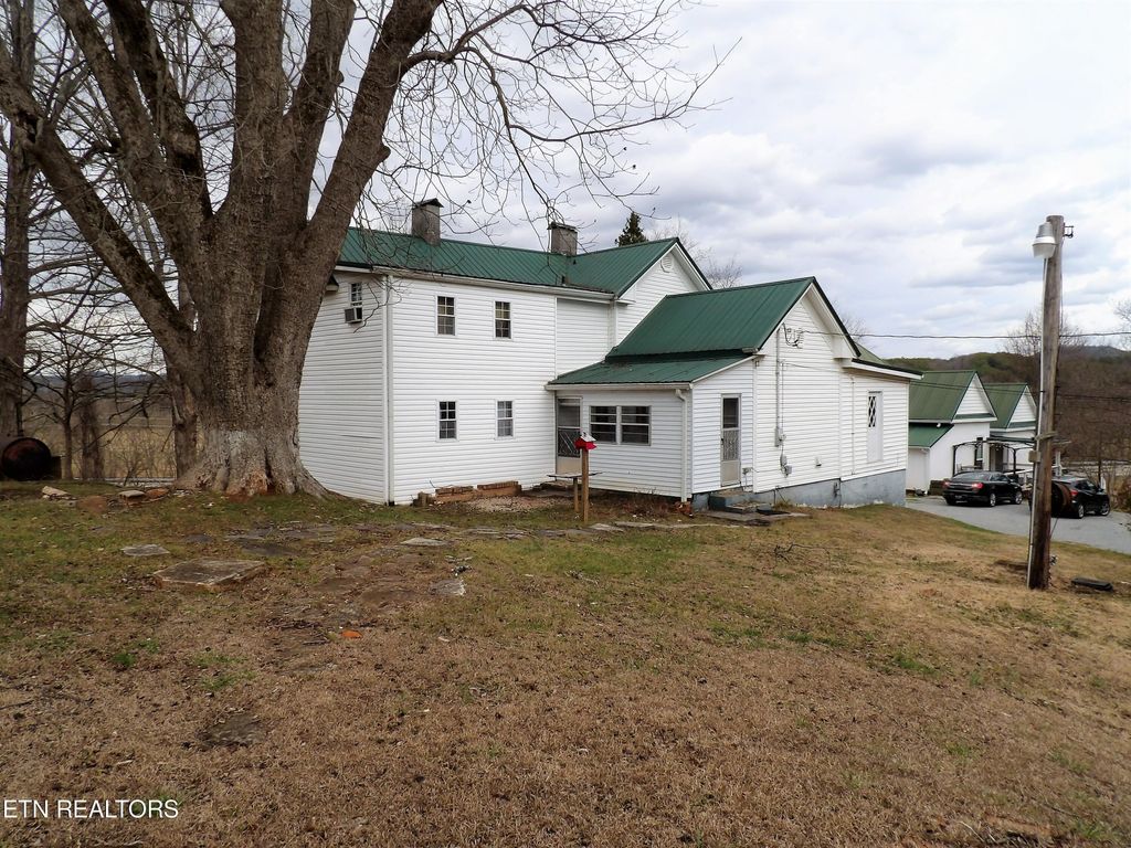 Photo of 128 Bryan Hill Drive, Tellico Plains, TN 37385 (MLS # 1249569)