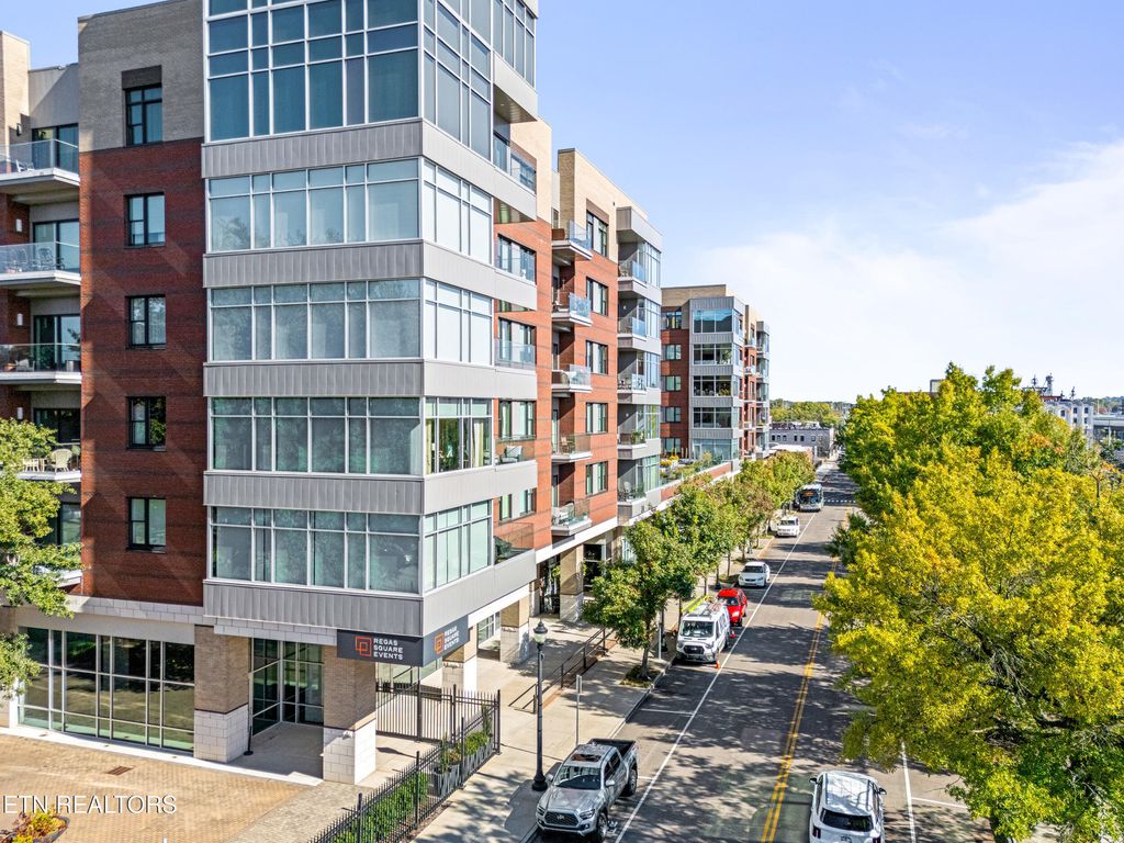 Photo of 333 W Depot Ave #219, Knoxville, TN 37917 (MLS # 1319864)