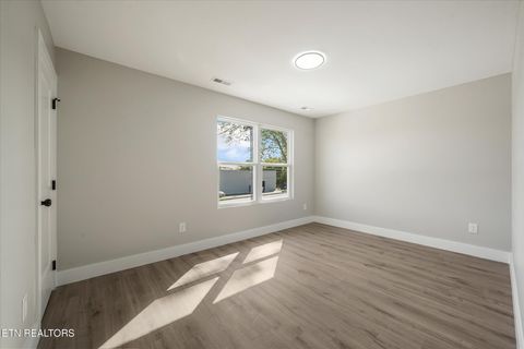Tiny photo for 5205 Camelia Rd, Knoxville, TN 37912 (MLS # 1340644)