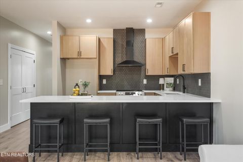 Tiny photo for 5205 Camelia Rd, Knoxville, TN 37912 (MLS # 1340644)