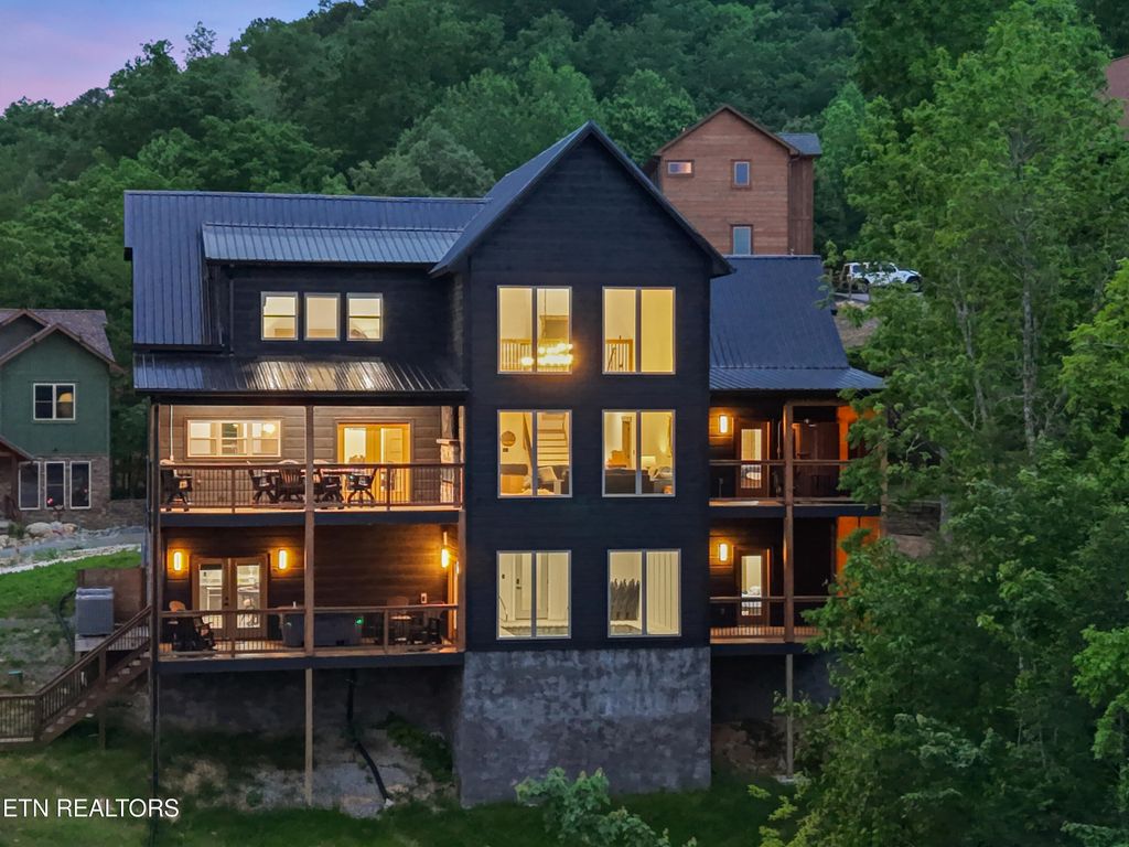 Photo of 2843 Cedar Falls Way, Sevierville, TN 37862 (MLS # 1318166)