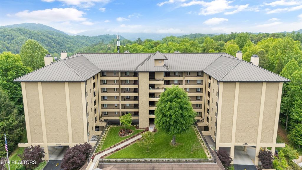 Photo of 1704 Hidden Hills Rd #APT 108, Gatlinburg, TN 37738 (MLS # 1316841)