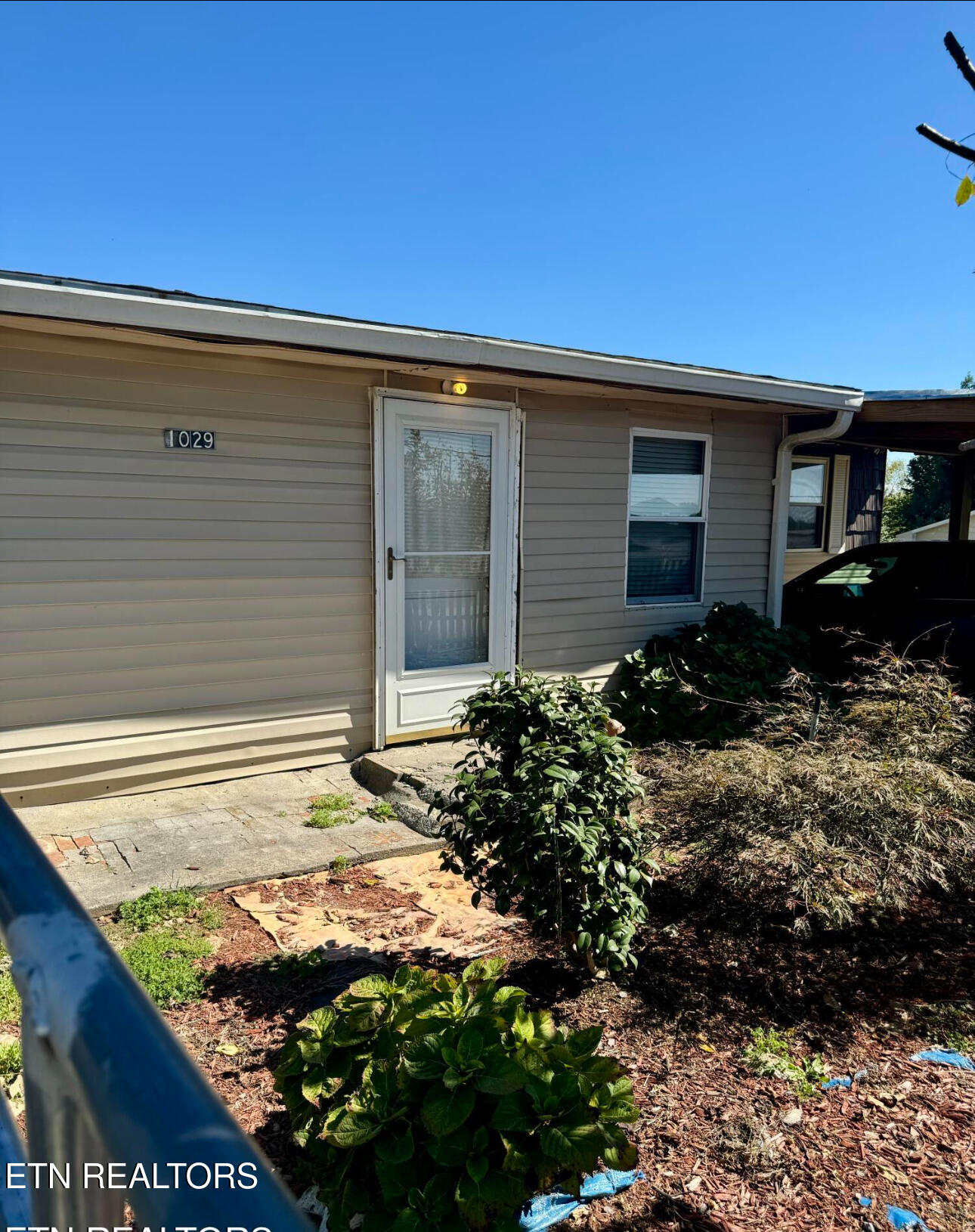 1029 Green Rd