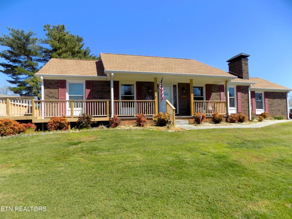 Photo of 1424 Scenic Drive, New Market, TN 37820 (MLS # 1335253)