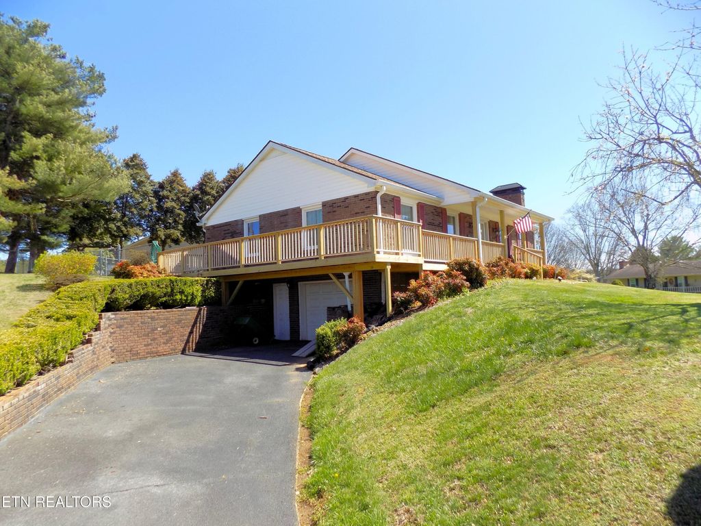 Photo of 1424 Scenic Drive, New Market, TN 37820 (MLS # 1335253)