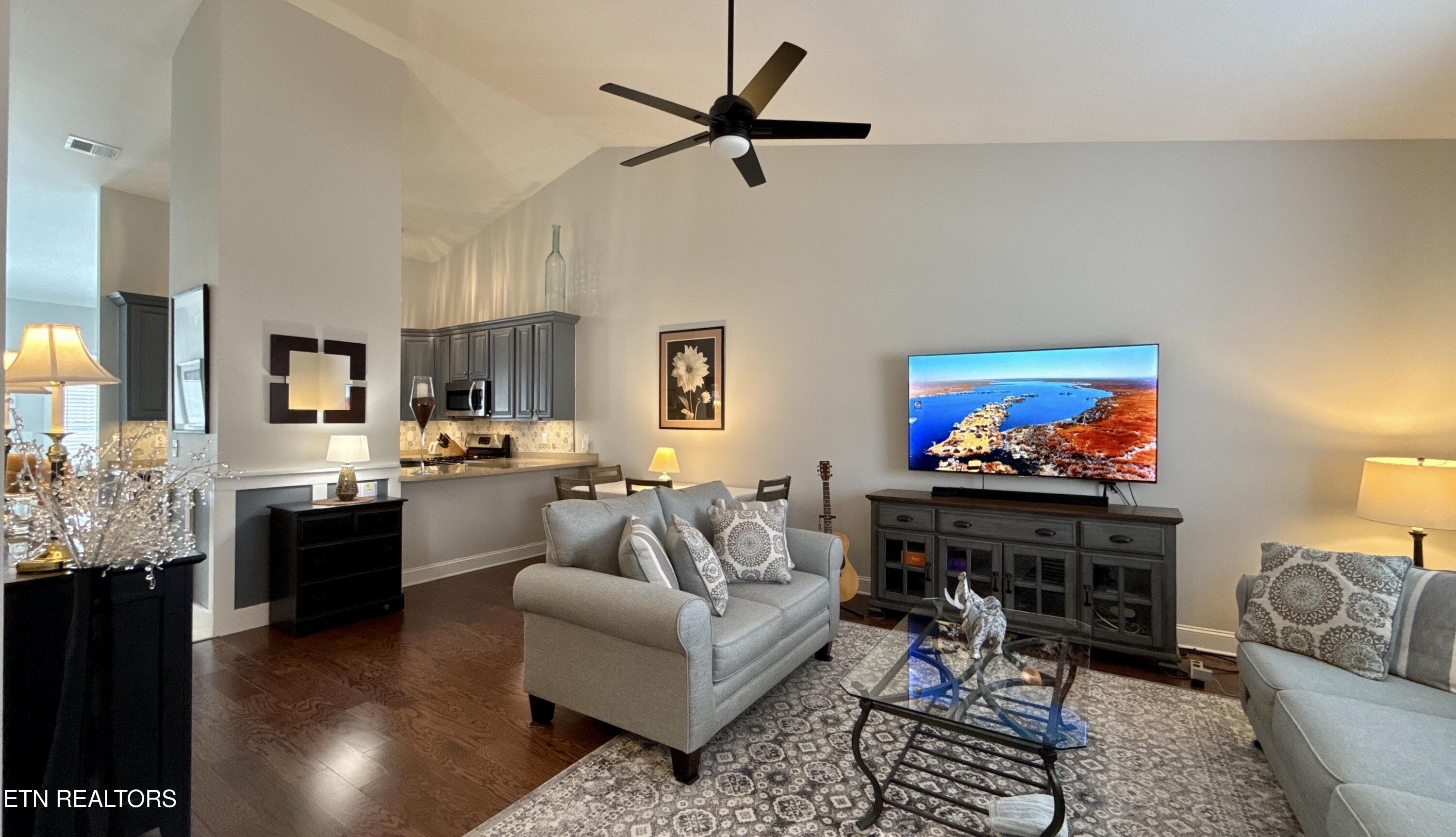 114 Southridge Dr